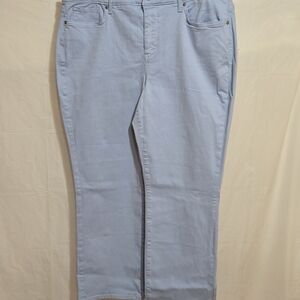 NWT- NYDJ Marilyn Straight Leg Jeans - Soft Blue